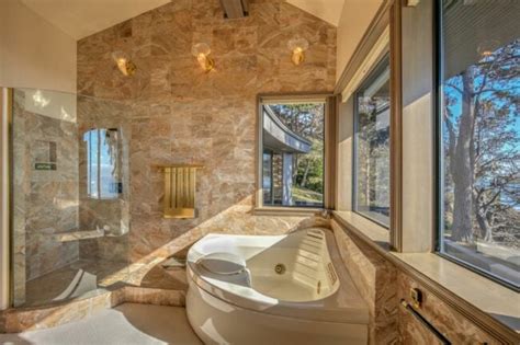 Jacuzzi bath remodel costs. Things To Know About Jacuzzi bath remodel costs. 